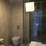 44 Pogo